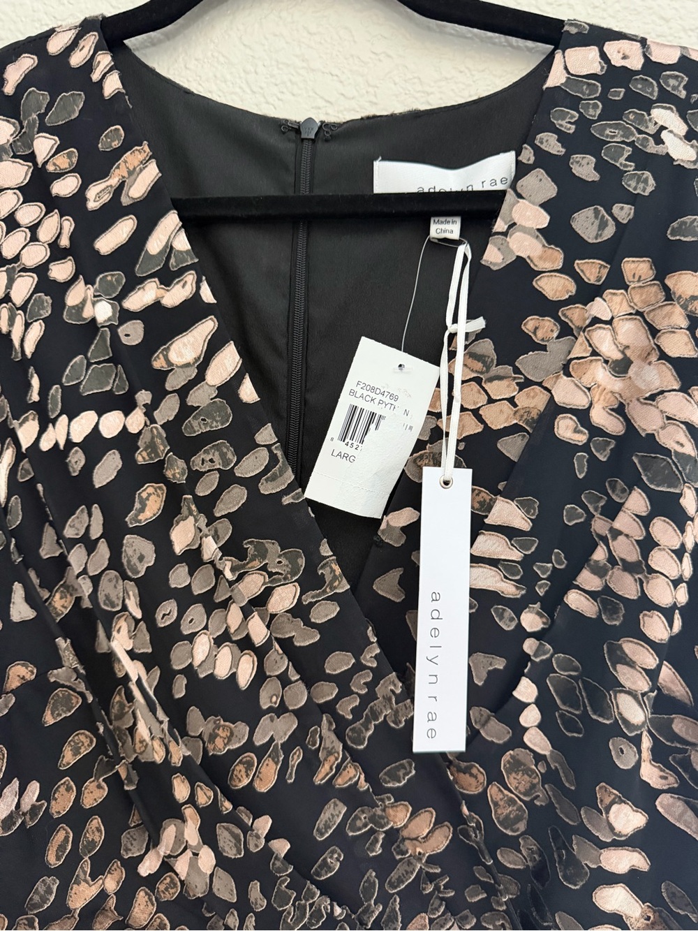 Adelyn Rae Black & Blush Python dress - Picture 3 of 6